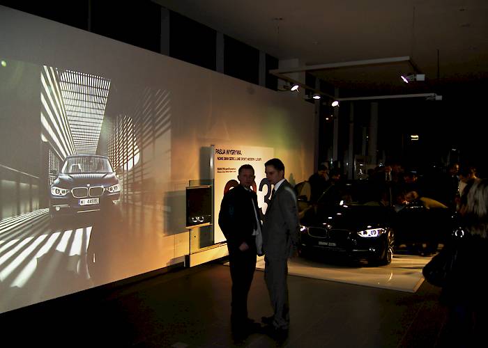 BMW - interactive wall, projection