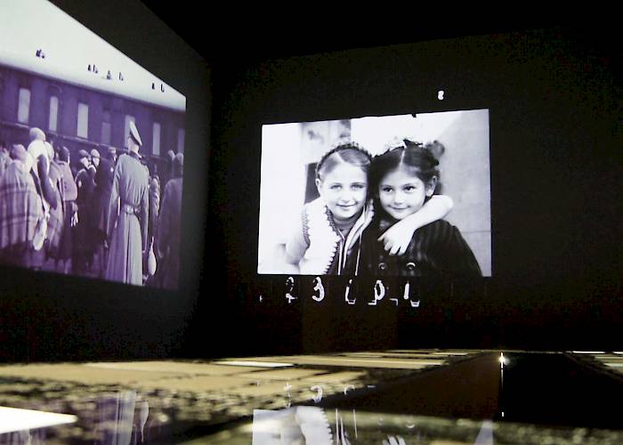 Galicia Jewish Museum - The Girl in the Diary - projection